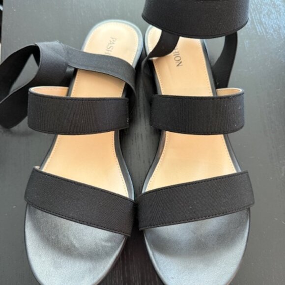 PASHION FOOTWEAR - Adrianna Heels - Coal/Black, size 10 - Picture 1 of 5